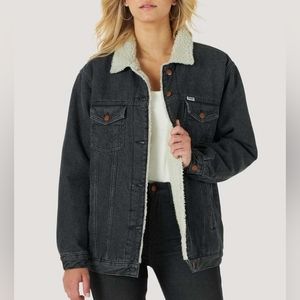NWT Wrangler Heritage Sherpa Lined Denim Jacket in black indigood $149
